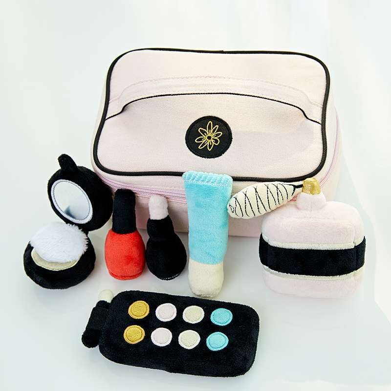Pretend Play Cosmetics Set - Image 2